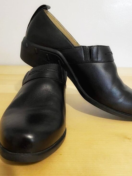 Ariat Shoes - Ariat Size 7 Boots Bootie Comfortable